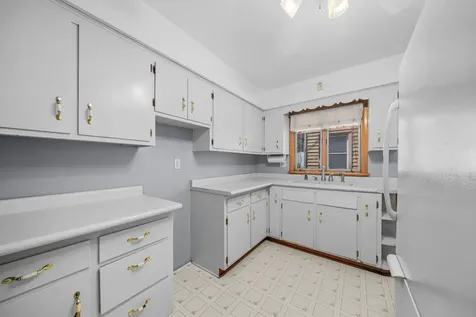 3226 Latham Street Rockford IL 61103
