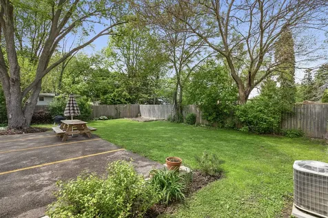 618 Barron Boulevard Grayslake IL 60030