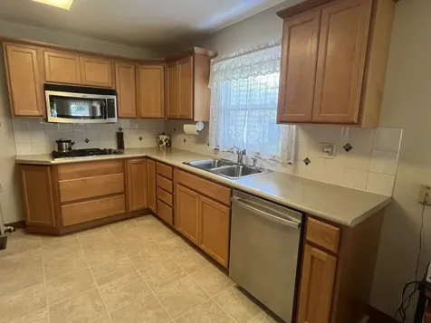 538 Dwight Street Kewanee IL 61443