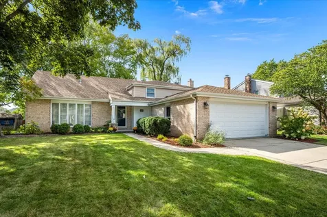 1145 Weeping Willow Lane Libertyville IL 60048