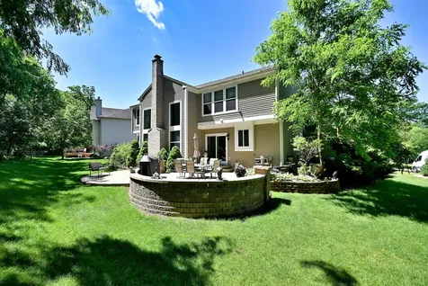 10 Sequoia Court Streamwood IL 60107