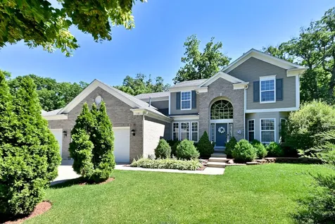 10 Sequoia Court Streamwood IL 60107