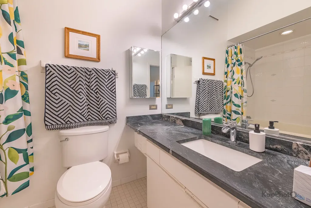 812 West Van Buren Street Chicago IL 60607