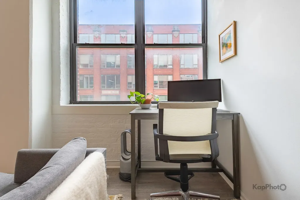 812 West Van Buren Street Chicago IL 60607