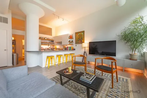 812 West Van Buren Street Chicago IL 60607