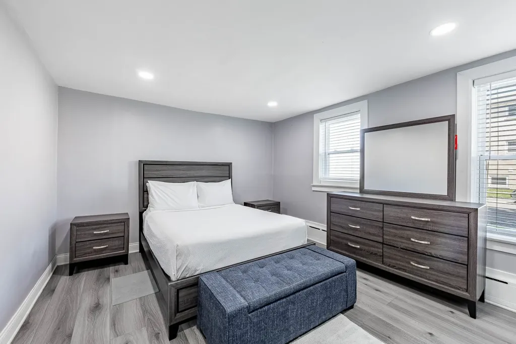 6200 South Kolin Avenue Chicago IL 60629