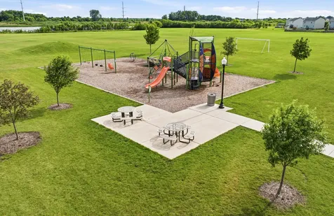 305 Shadow Wood Drive Yorkville IL 60560