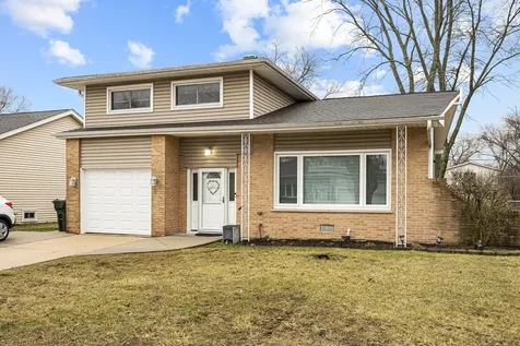 1811 Azalea Lane Mount Prospect IL 60056