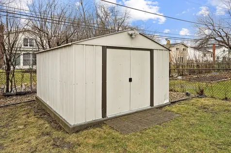 1811 Azalea Lane Mount Prospect IL 60056