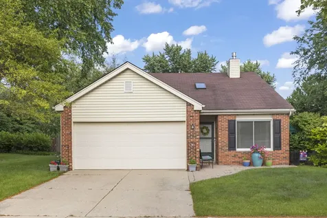 2S111 Waltham Court Warrenville IL 60555