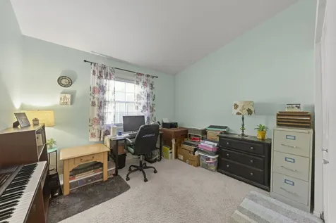 2S111 Waltham Court Warrenville IL 60555