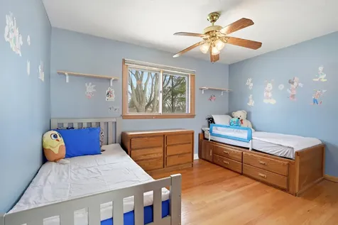 130 North Horner Lane Mount Prospect IL 60056