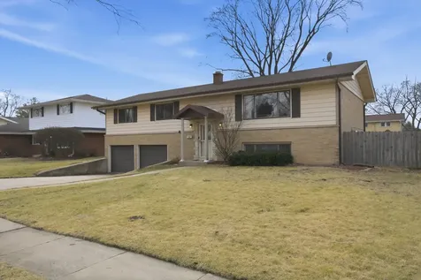 130 North Horner Lane Mount Prospect IL 60056