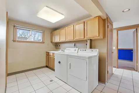 130 North Horner Lane Mount Prospect IL 60056