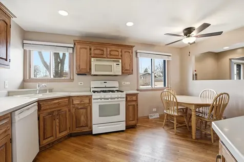 130 North Horner Lane Mount Prospect IL 60056