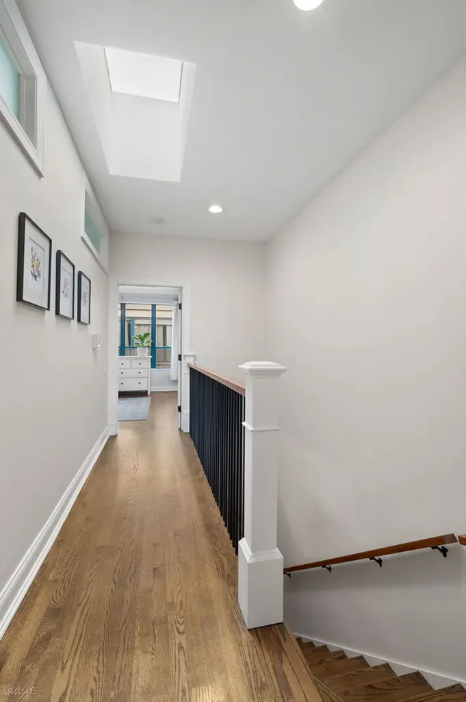 2820 North Greenview Street Chicago IL 60657
