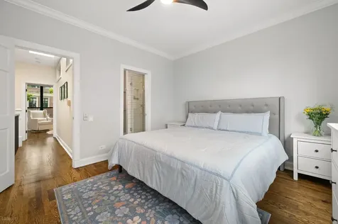 2820 North Greenview Street Chicago IL 60657