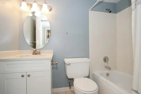 249 Langton Drive Bloomingdale IL 60108