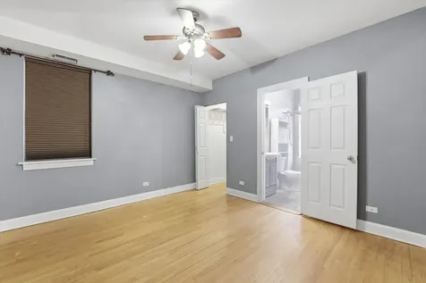 7404 North Oakley Avenue Chicago IL 60645