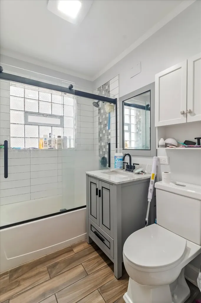 2705 North Oak Park Avenue Chicago IL 60707