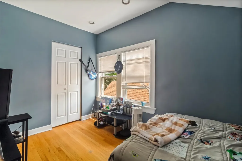 2705 North Oak Park Avenue Chicago IL 60707