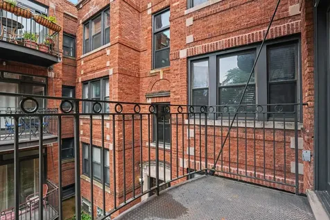 1331 West North Shore Avenue Chicago IL 60626