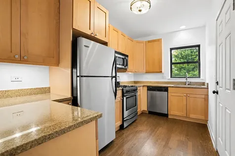 1331 West North Shore Avenue Chicago IL 60626