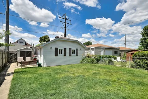 3604 North Linder Avenue Chicago IL 60641