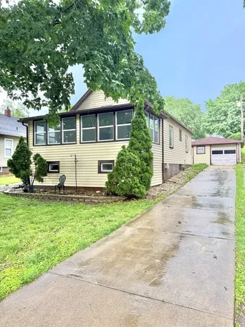 406 East Saint Paul Street Spring Valley IL 61362