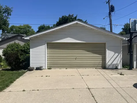 212 East Cleveland Street Spring Valley IL 61362