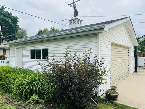 212 East Cleveland Street Spring Valley IL 61362