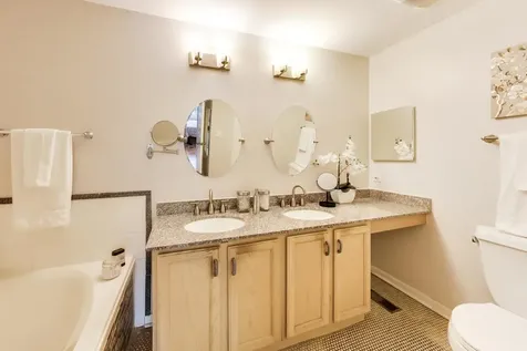 3026 Lexington Lane Glenview IL 60026
