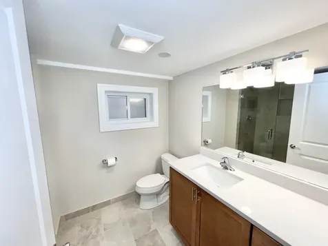 5547 North Central Avenue Chicago IL 60630