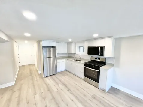 5547 North Central Avenue Chicago IL 60630