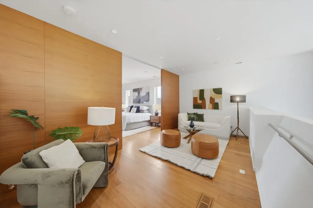 1955 West Cortland Street Chicago IL 60622