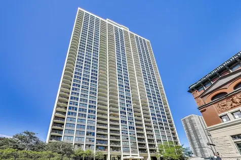 1560 North Sandburg Terrace Chicago IL 60610