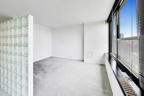 1560 North Sandburg Terrace Chicago IL 60610