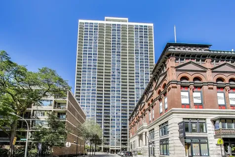 1560 North Sandburg Terrace Chicago IL 60610