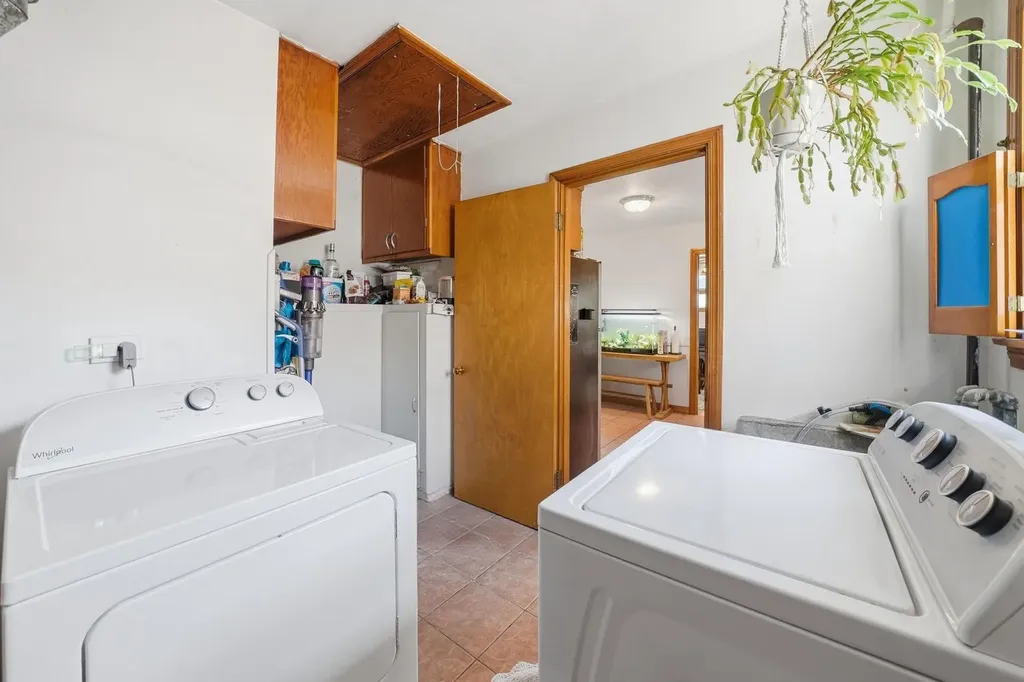 2616 121ST Street Blue Island IL 60406