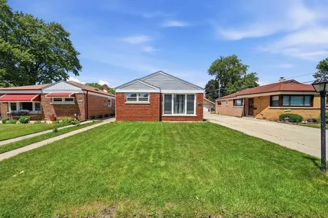 2616 121ST Street Blue Island IL 60406