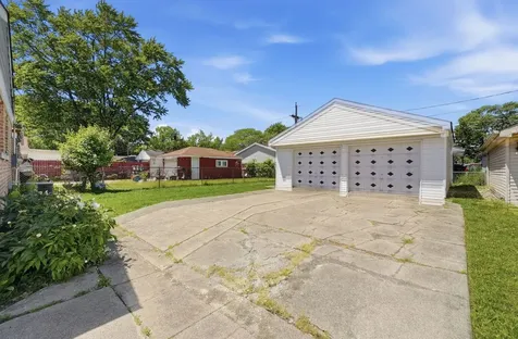 2616 121ST Street Blue Island IL 60406