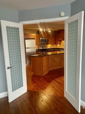 3930 North Pine Grove Avenue Chicago IL 60613