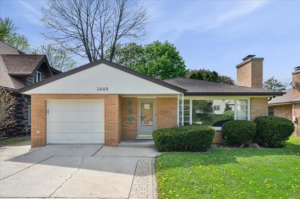 2648 Western Avenue Highland Park IL 60035