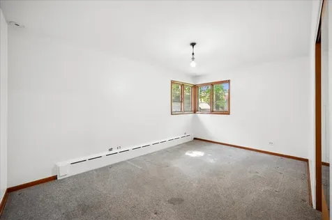 2648 Western Avenue Highland Park IL 60035