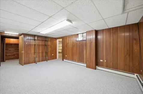2648 Western Avenue Highland Park IL 60035