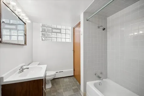 2648 Western Avenue Highland Park IL 60035