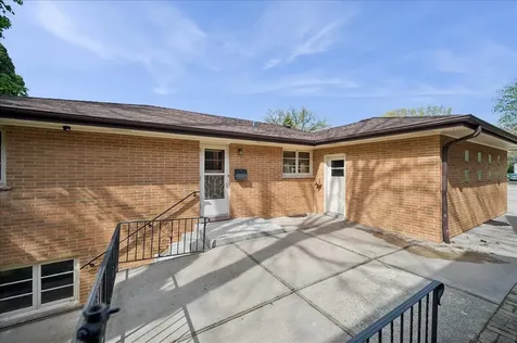 2648 Western Avenue Highland Park IL 60035
