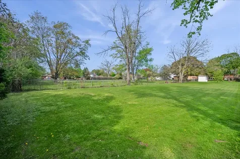 2648 Western Avenue Highland Park IL 60035