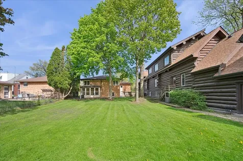 2648 Western Avenue Highland Park IL 60035