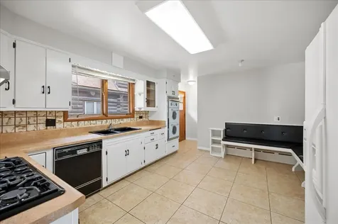 2648 Western Avenue Highland Park IL 60035